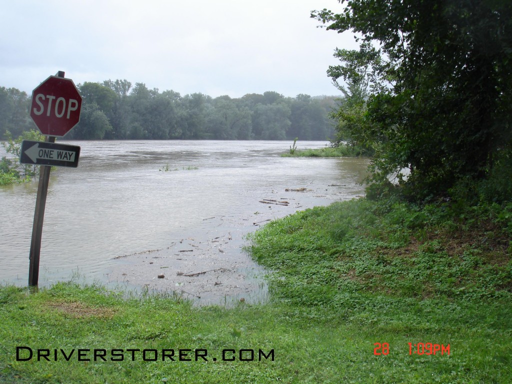 A South facing view of the Delaware River from the Bushkill access point, 15 miles north of the Delaware Water Gap